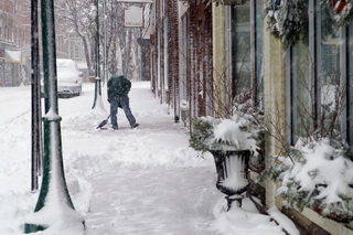 snow sidewalk_000005004675small